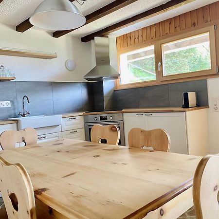 Eco Lodge With Jacuzzi And View In The Swiss Alps Grone Luaran gambar