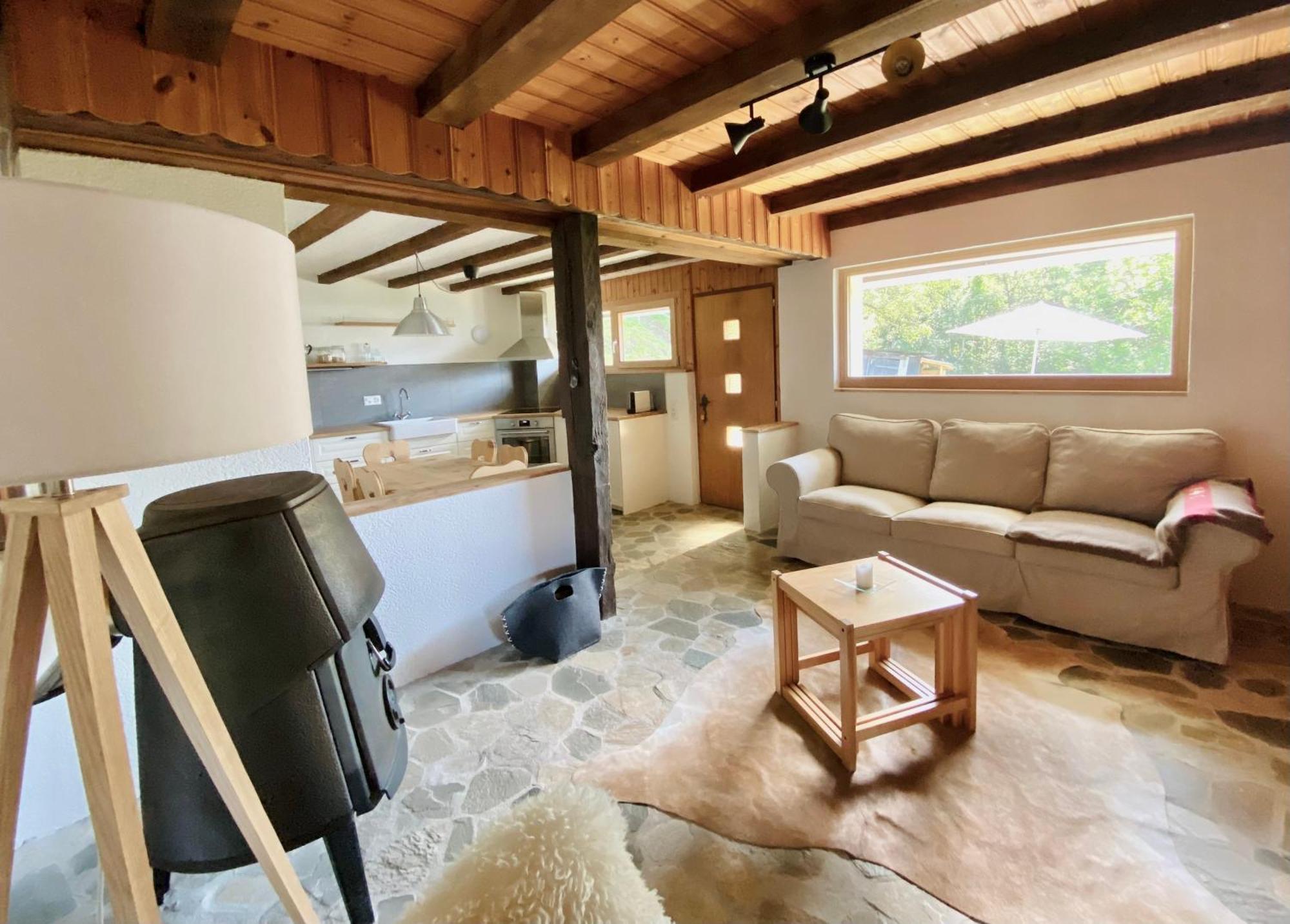 Eco Lodge With Jacuzzi And View In The Swiss Alps Grone Luaran gambar